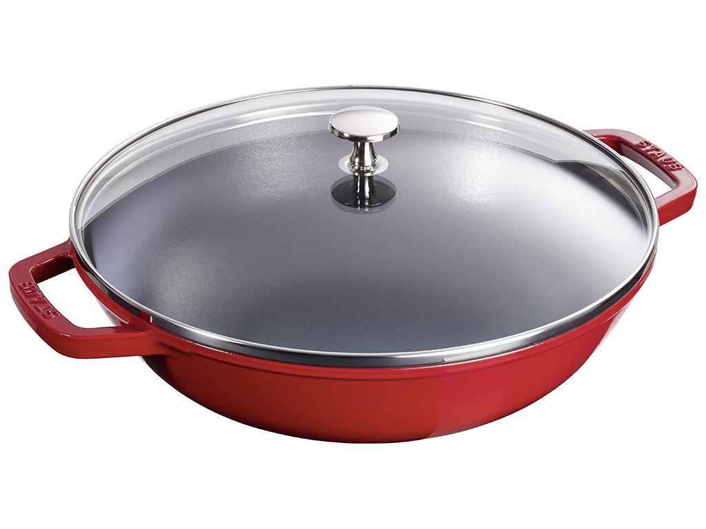 Pánev wok s poklicí Staub višňová 30 cm 4,4 l